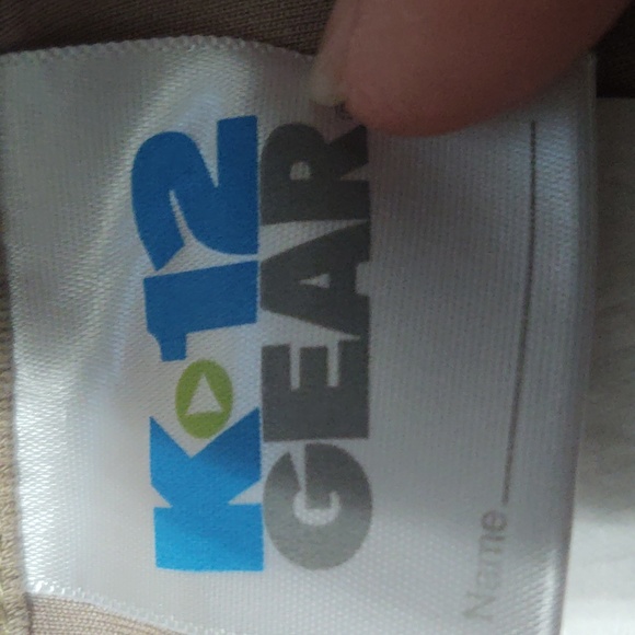 Girls uniform skirt  size 8 - Picture 2 of 3